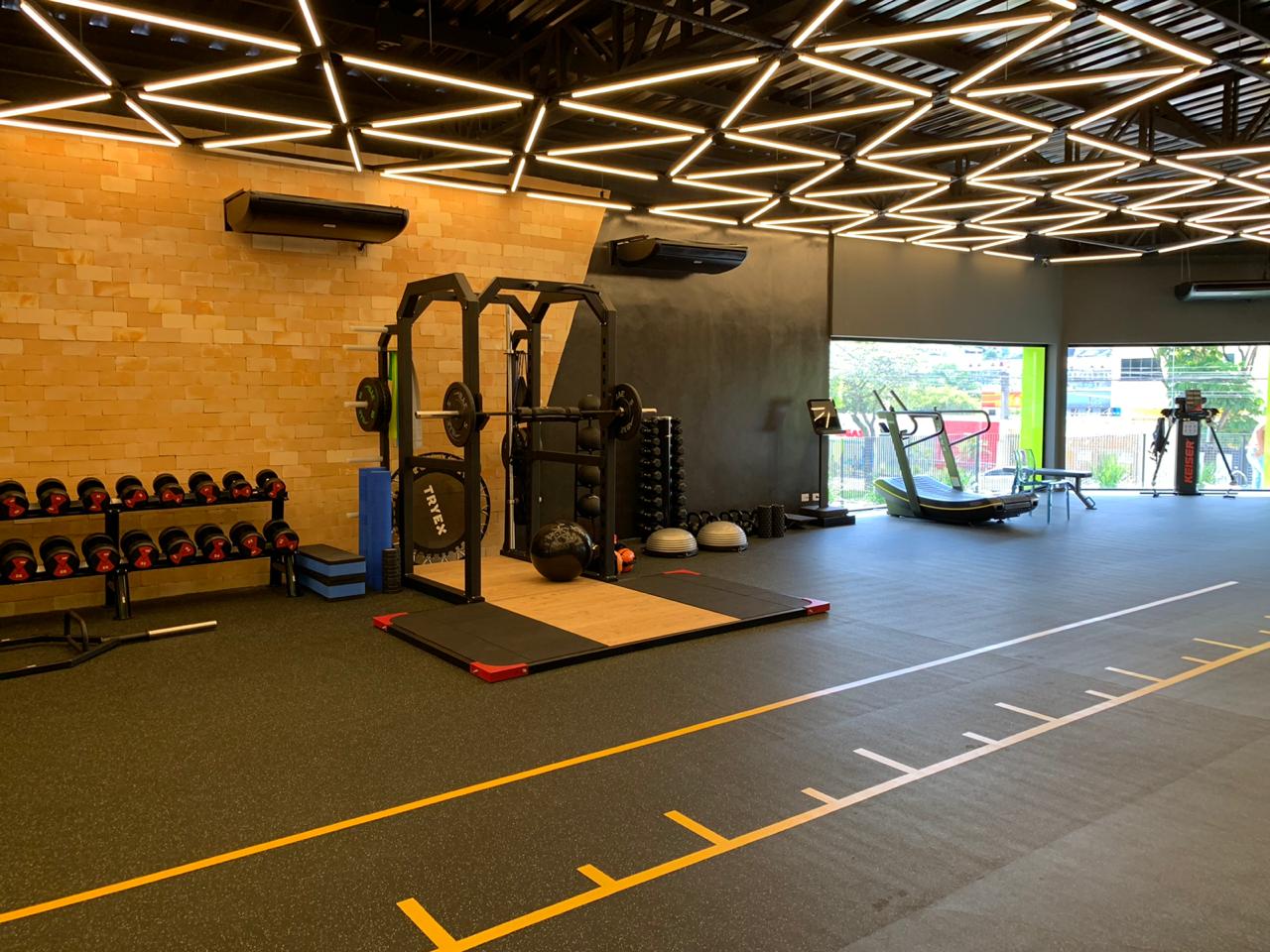 twelve performance guarulhos triatleta projeto academia nicho boutique fitness patriciatotaro arquitetura design 2 1