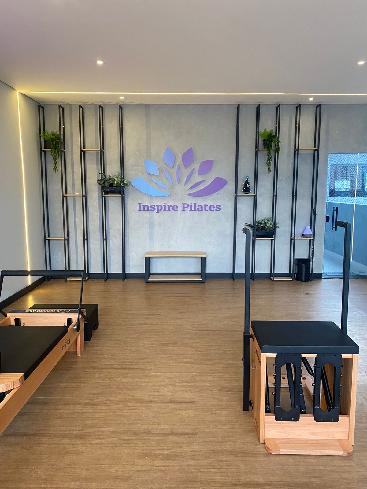 a5f5c2b2 da79 418f bfcc da26d8ca9930