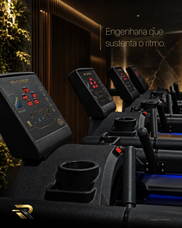 Linha de esteiras profissionais R-Cardio para academia de alto fluxo